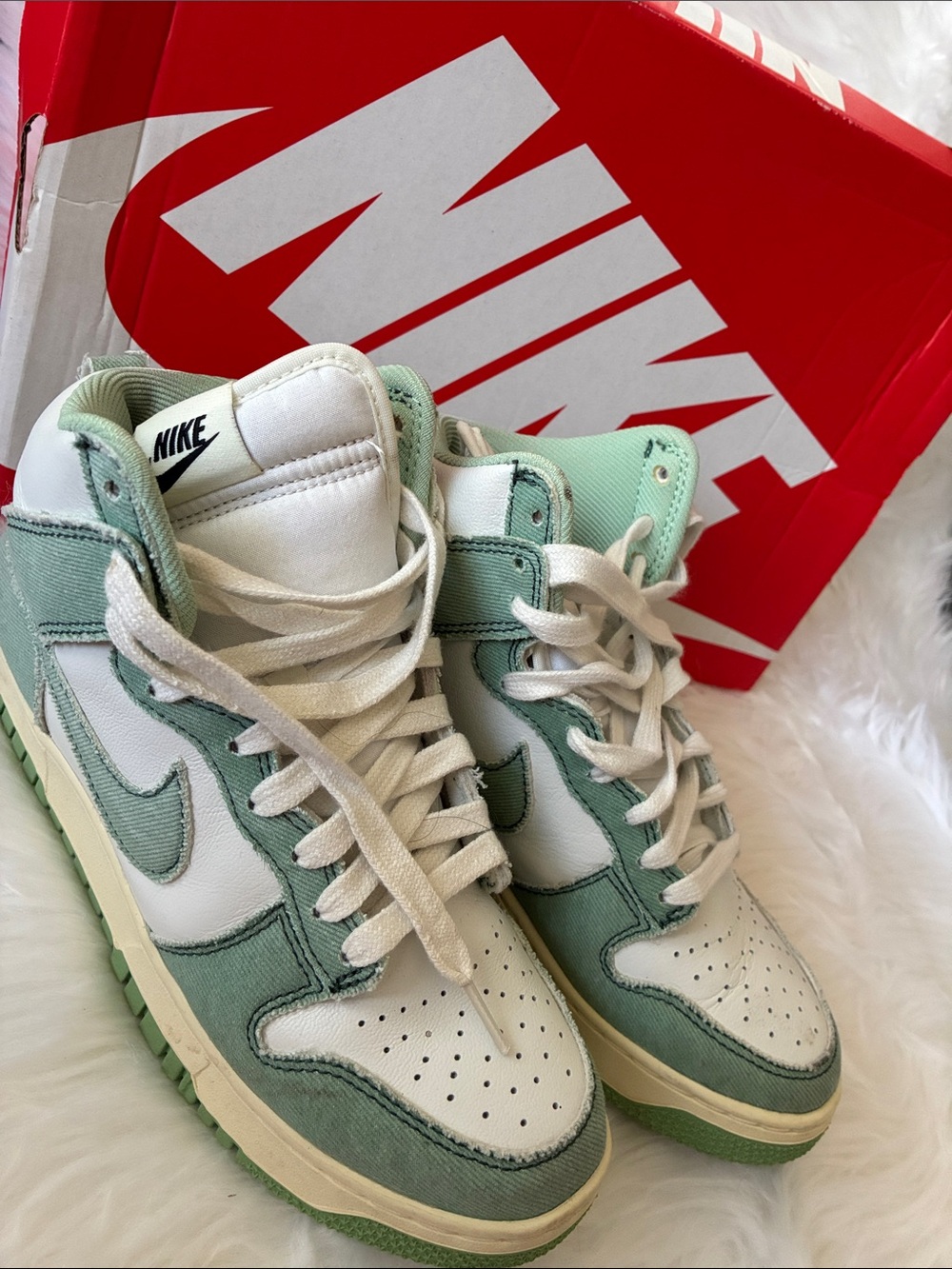 Nike Kids High-Top Sneakers in Mint Green and White